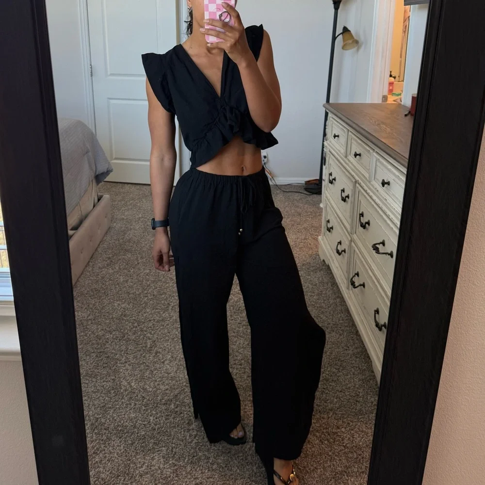 FANCYINN Black 2 Piece Set - Picture 4 of 16